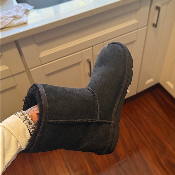 UGG Black Boots - Picture 9 of 9